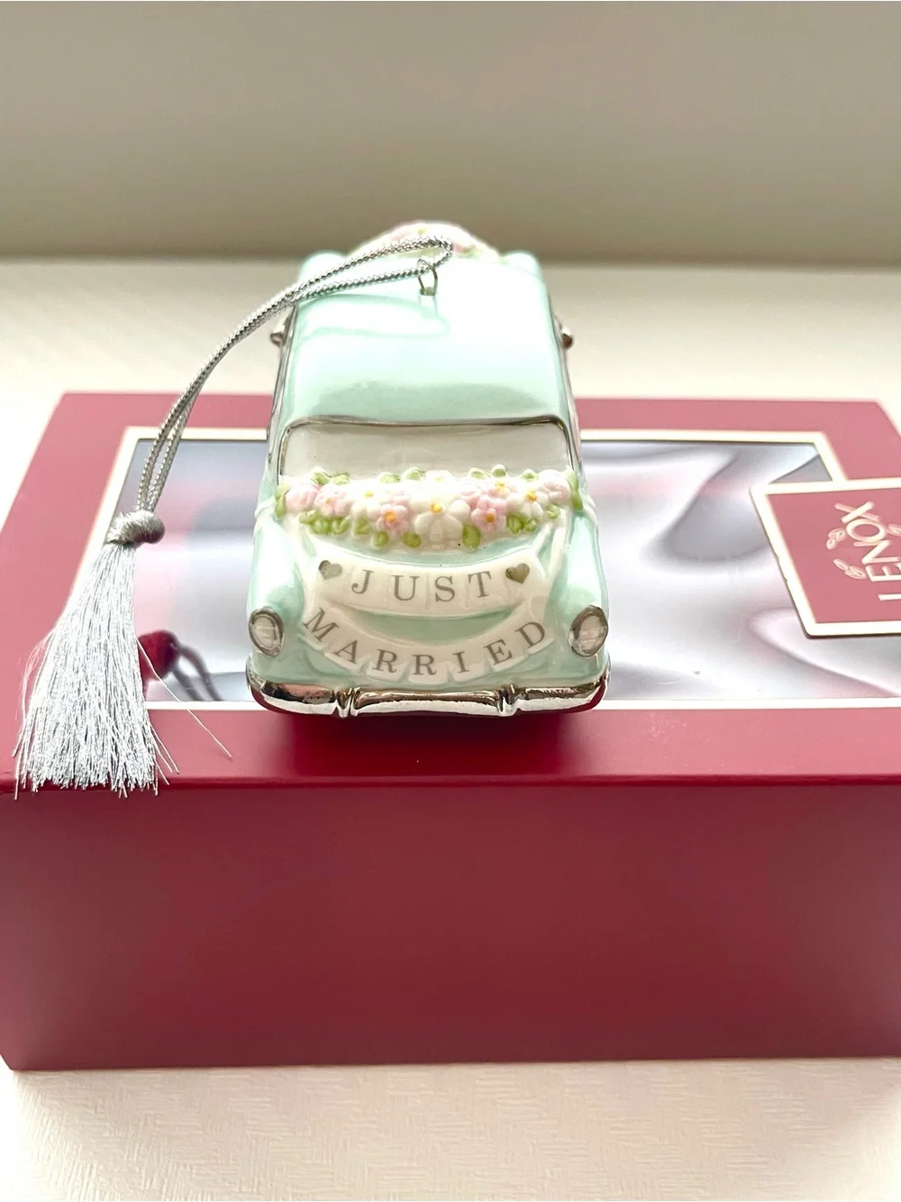 LENOX 2023 “Just Married” Ornament Vintage Car Porcelain CHRISTMAS 4” Mint Green